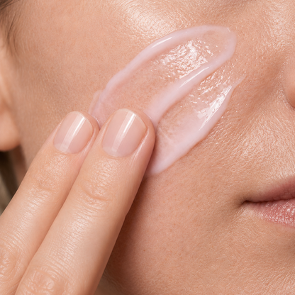 Стягащ крем-флуид за лице слънцезащита SPF50 с колаген и пантенол 30 мл